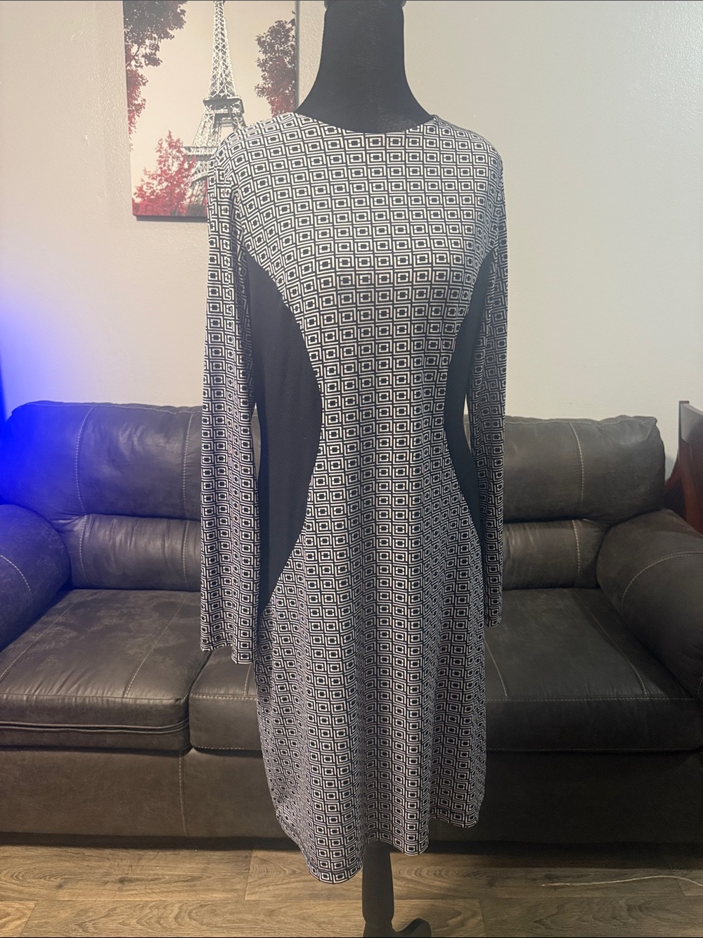 Karen Kane Black & White Geometric Long-Sleeve Dress